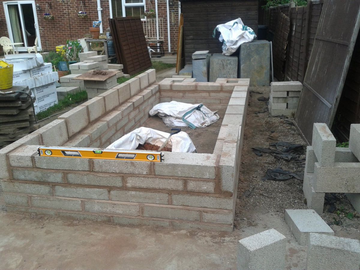 Blockwork progressing | Garden Pond Forums